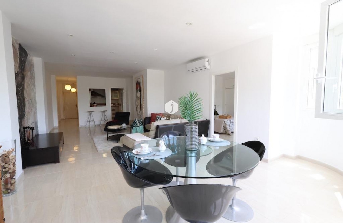 Tweedehands - Appartement / flat -
Torrevieja - Costa Blanca