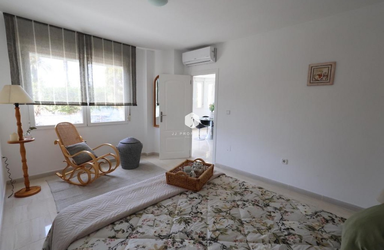 Tweedehands - Appartement / flat -
Torrevieja - Costa Blanca