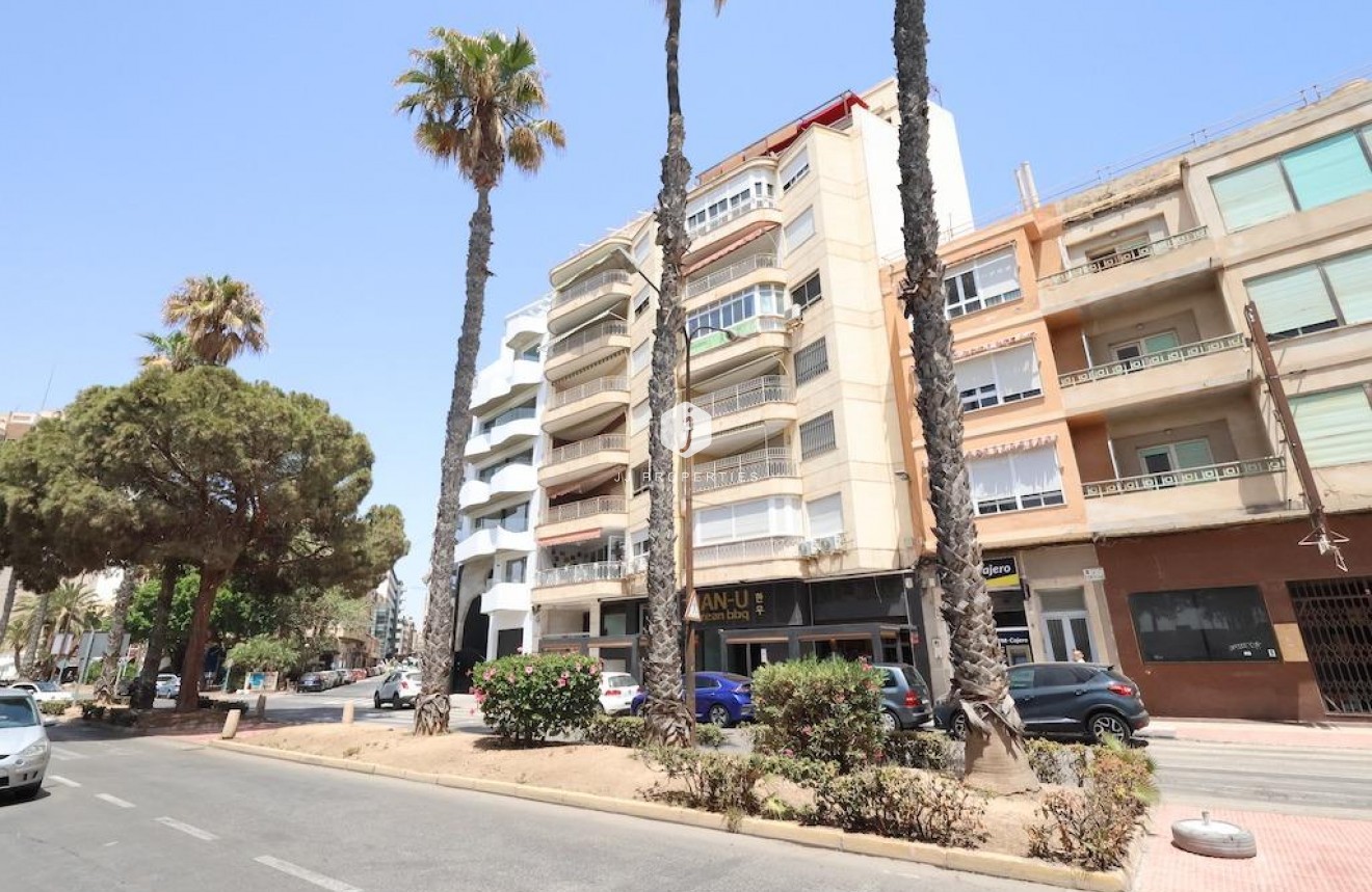 Tweedehands - Appartement / flat -
Torrevieja - Costa Blanca
