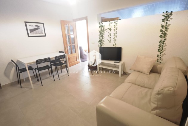 Aus zweiter Hand - Bungalow -
Torrevieja - Playa del Cura