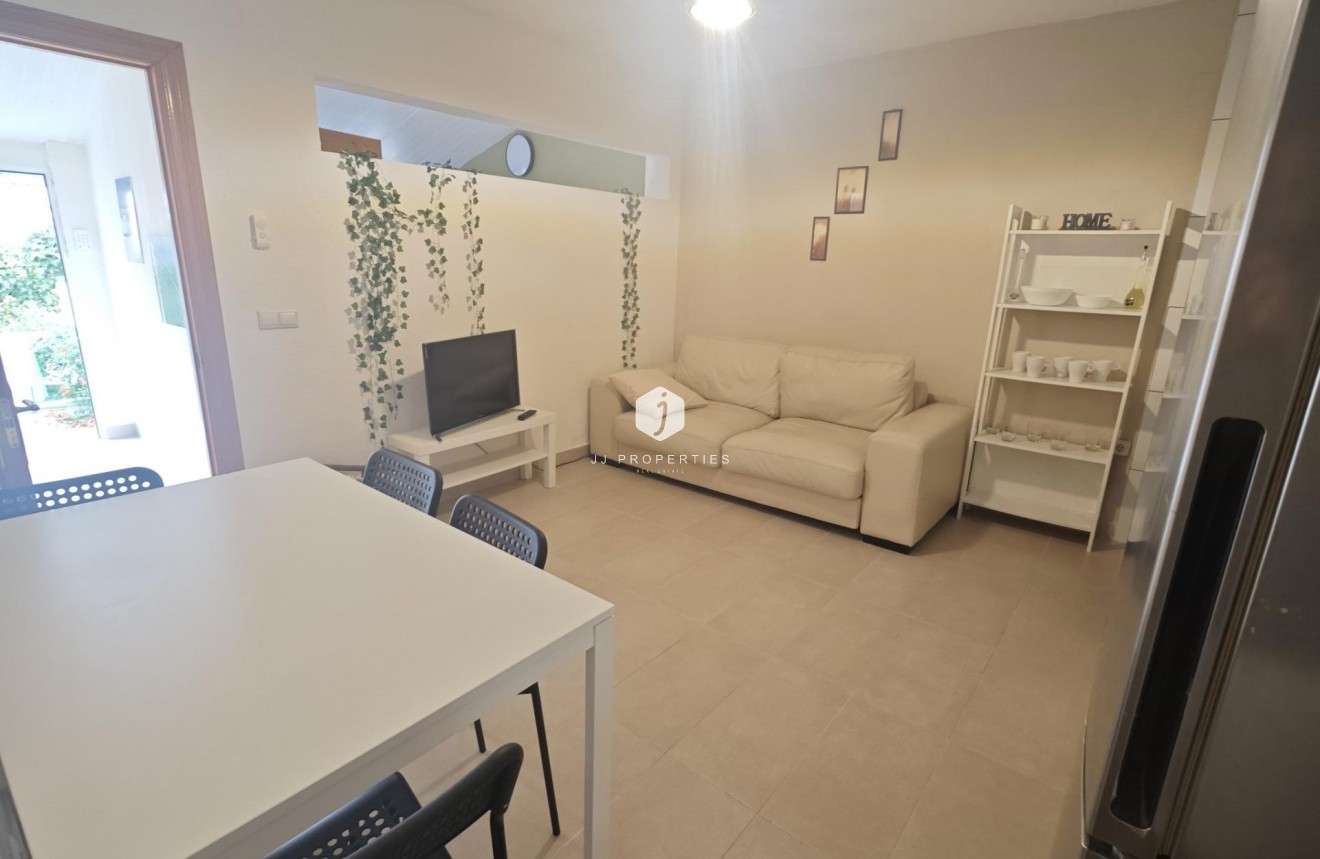 Aus zweiter Hand - Bungalow -
Torrevieja - Playa del Cura