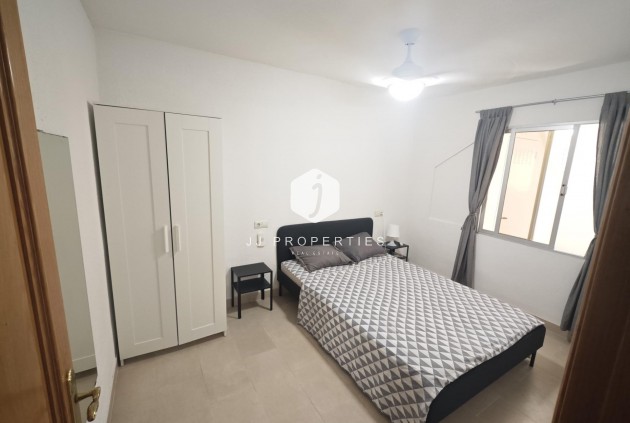 Aus zweiter Hand - Bungalow -
Torrevieja - Playa del Cura