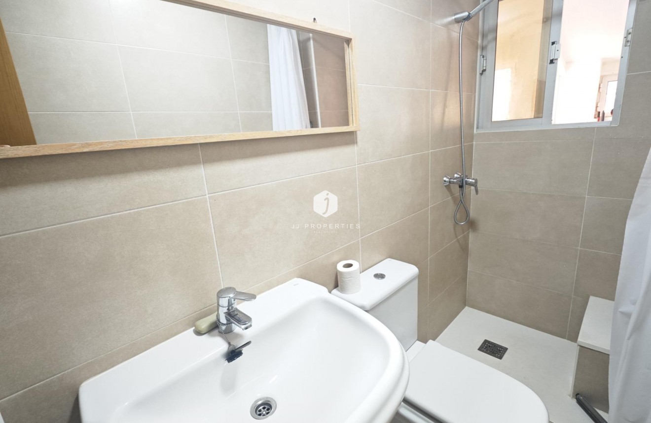 Aus zweiter Hand - Bungalow -
Torrevieja - Playa del Cura