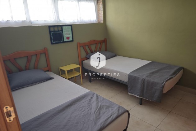 Aus zweiter Hand - Bungalow -
Torrevieja - Playa del Cura