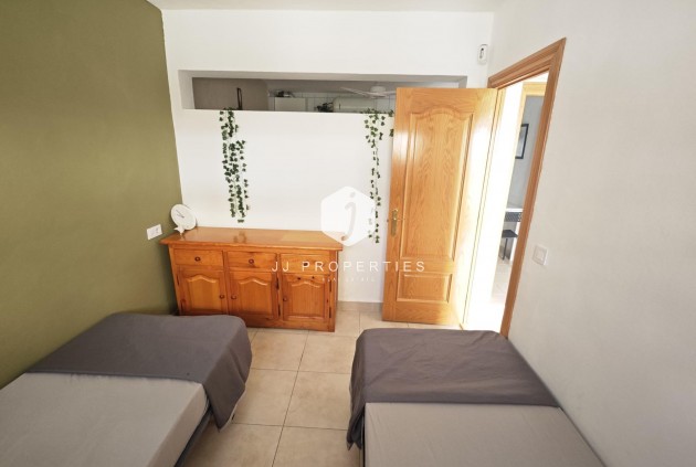 Aus zweiter Hand - Bungalow -
Torrevieja - Playa del Cura