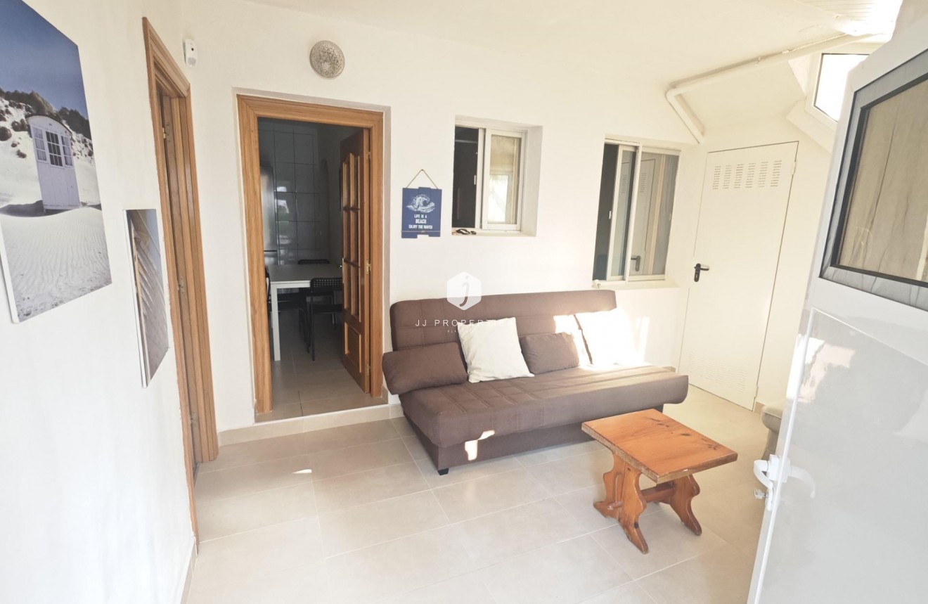 Aus zweiter Hand - Bungalow -
Torrevieja - Playa del Cura