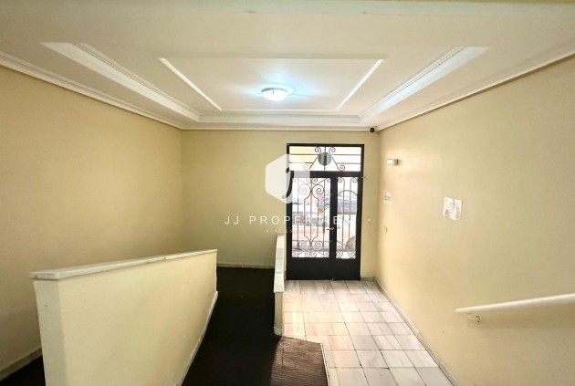 Resale - Apartment / flat -
Torrevieja - Acequion