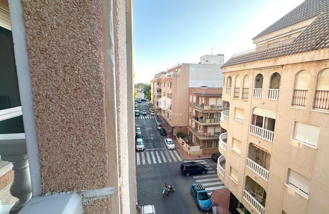 Resale - Apartment / flat -
Torrevieja - Acequion