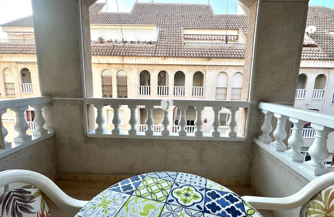 Resale - Apartment / flat -
Torrevieja - Acequion