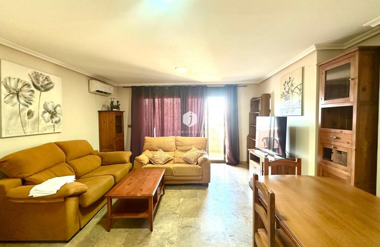 Tweedehands - Appartement / flat -
Torrevieja