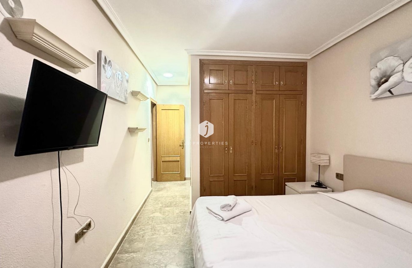 Tweedehands - Appartement / flat -
Torrevieja