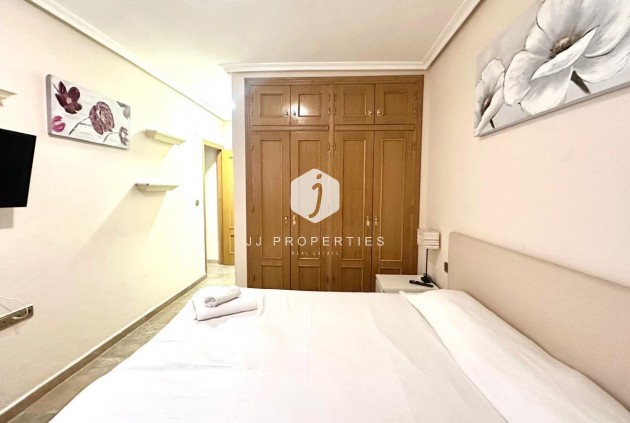 Tweedehands - Appartement / flat -
Torrevieja