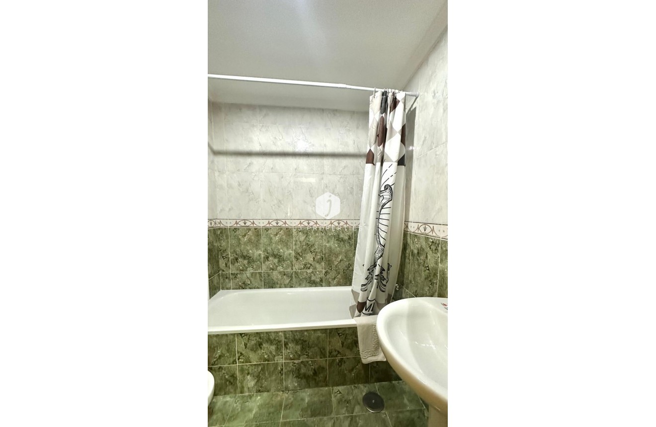 Tweedehands - Appartement / flat -
Torrevieja