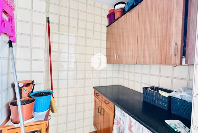 Segunda mano - Apartamento / piso -
Torrevieja - Centro