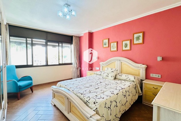 Segunda mano - Apartamento / piso -
Torrevieja - Centro