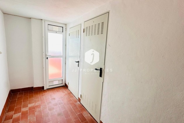 Segunda mano - Apartamento / piso -
Torrevieja - Centro