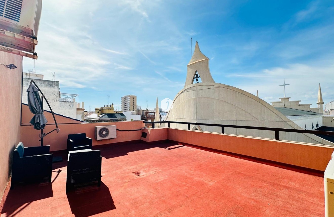 Segunda mano - Apartamento / piso -
Torrevieja - Centro