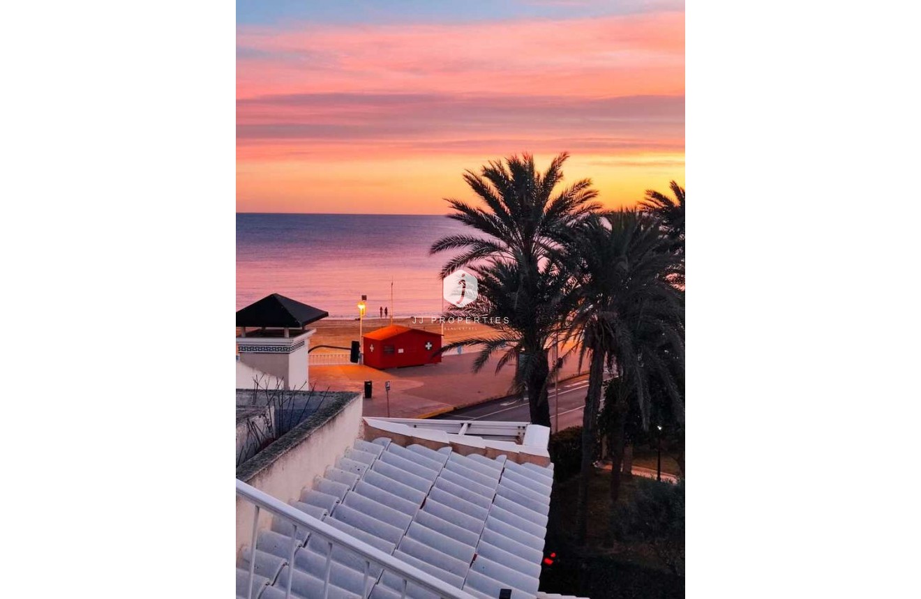 Resale - Penthouse -
Torrevieja - Playa de los Locos