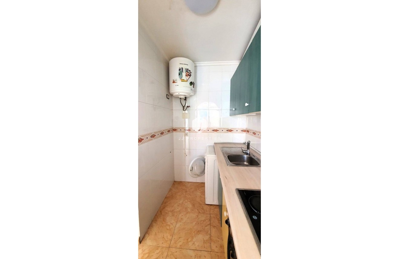 Aus zweiter Hand - Penthouse -
Torrevieja - Playa de los Locos