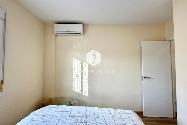 Resale - Bungalow -
Torrevieja - Torreblanca