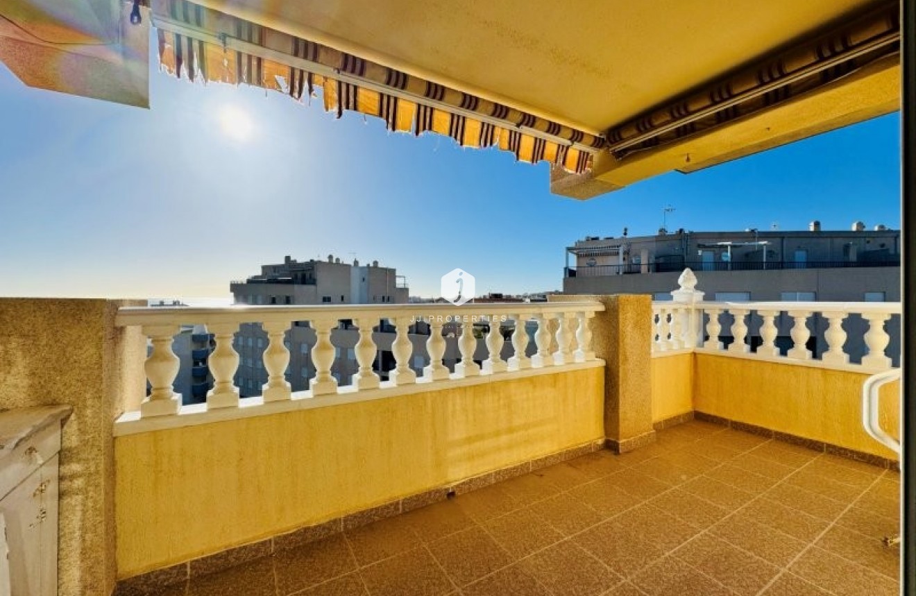 Z drugiej ręki - Daszek -
La Mata - Costa Blanca