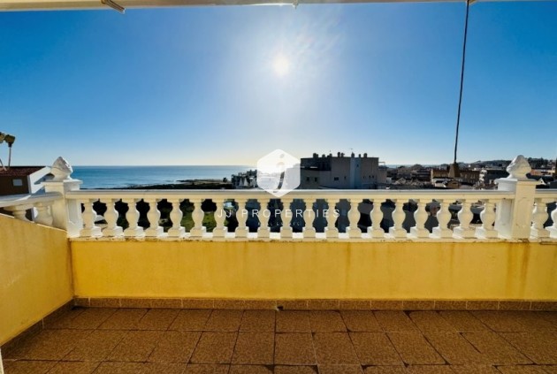 Z drugiej ręki - Daszek -
La Mata - Costa Blanca