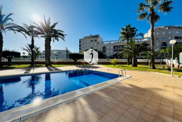 Z drugiej ręki - Daszek -
La Mata - Costa Blanca