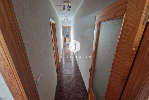 Segunda mano - Chalet -
Torrevieja