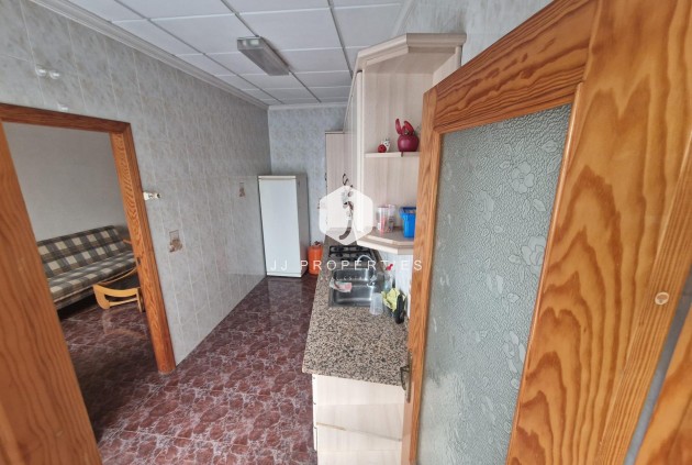 Segunda mano - Chalet -
Torrevieja