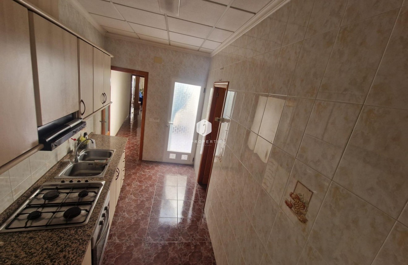Segunda mano - Chalet -
Torrevieja