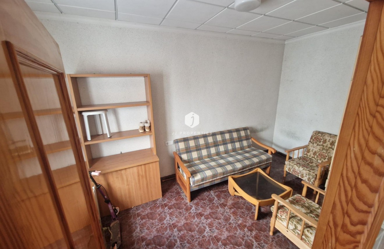 Segunda mano - Chalet -
Torrevieja