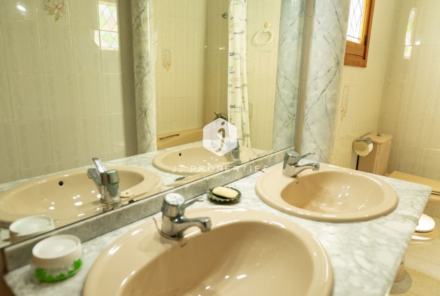 Aus zweiter Hand - Penthouse -
Torrevieja - Playa del Cura