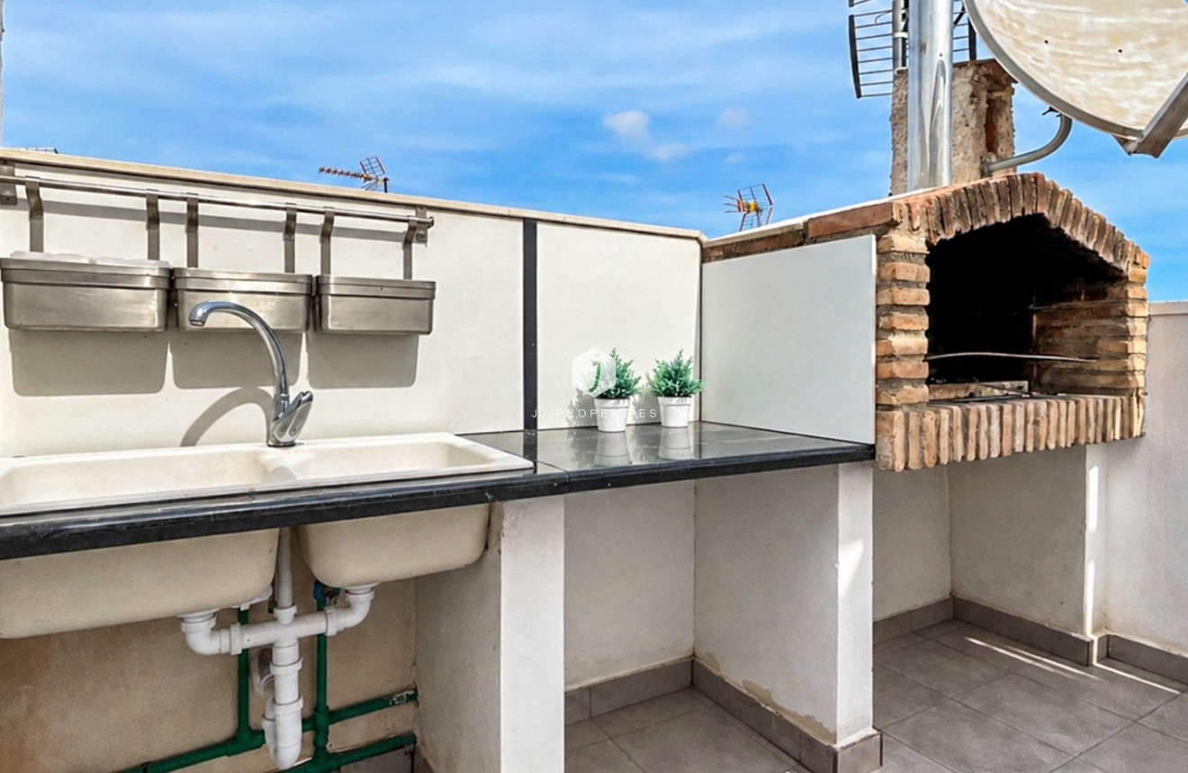 D'occasion - Bungalow -
Torrevieja - Costa Blanca