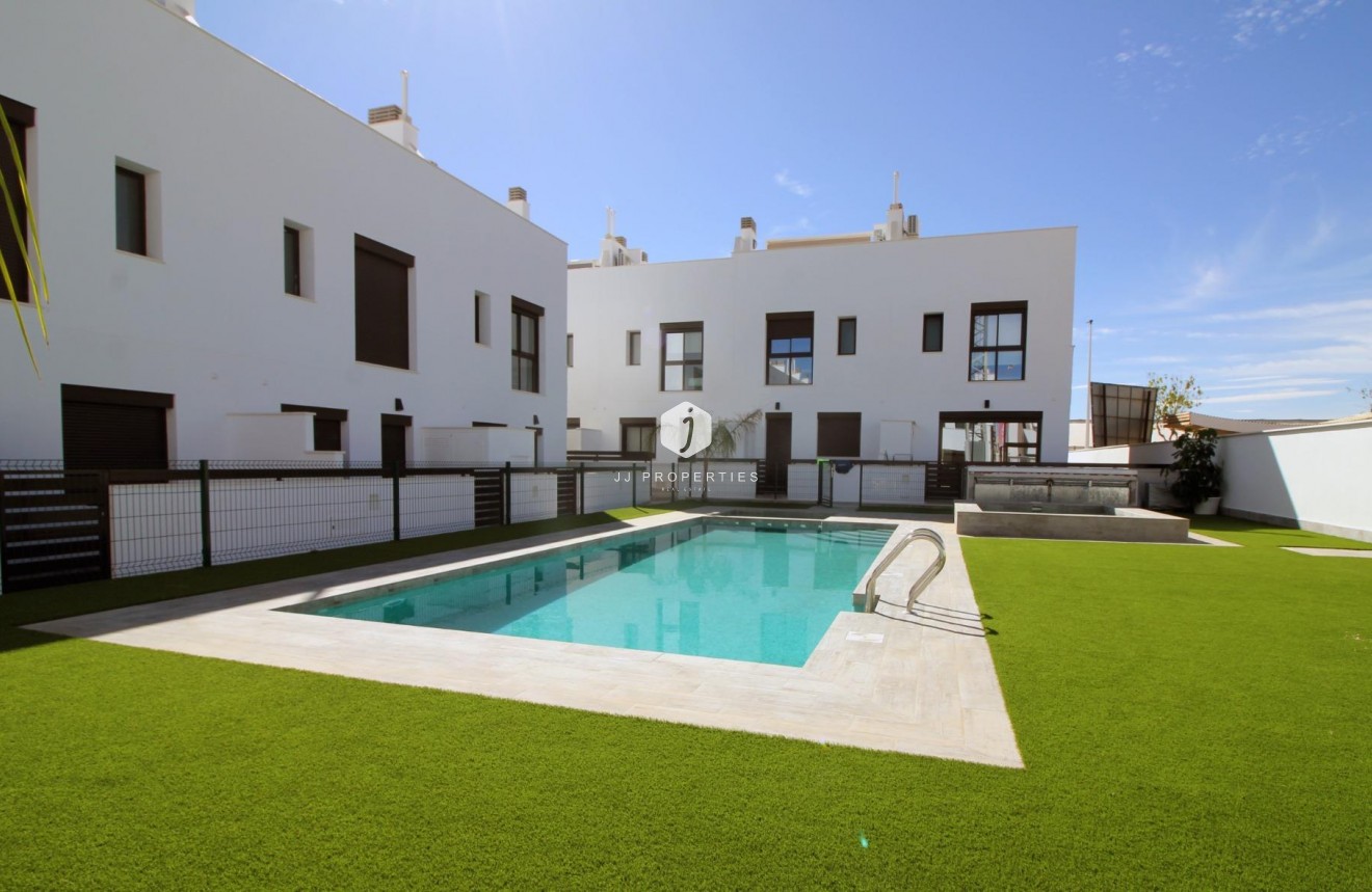 New Build - Villa -
Pilar de la Horadada - parque Andromeda