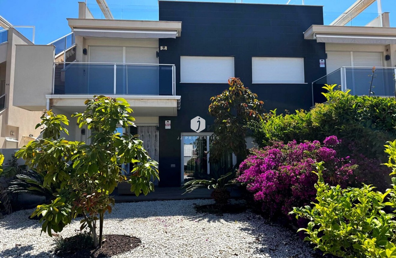 Aus zweiter Hand - Wohnung -
Torrevieja - Torreta Florida