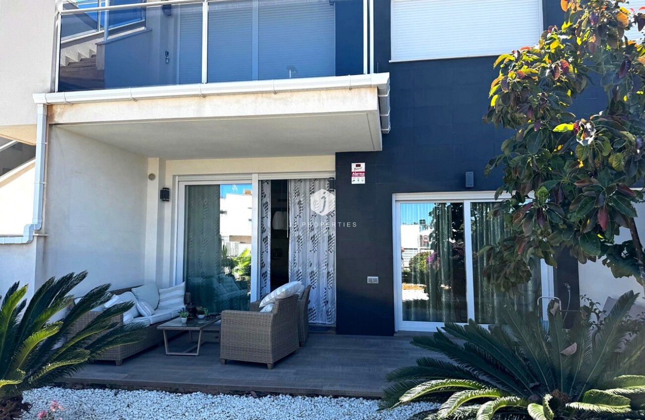 Aus zweiter Hand - Wohnung -
Torrevieja - Torreta Florida
