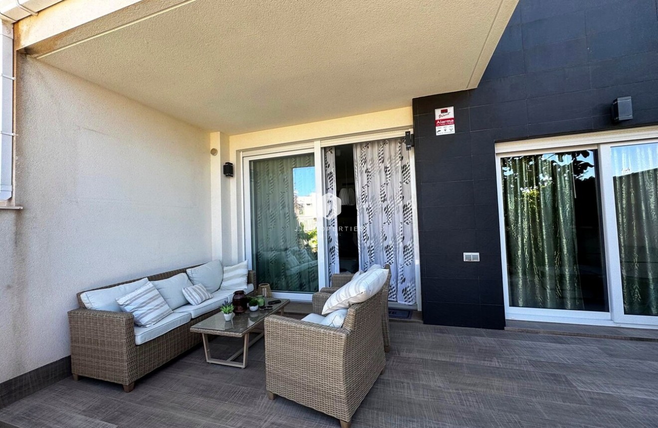 Aus zweiter Hand - Wohnung -
Torrevieja - Torreta Florida
