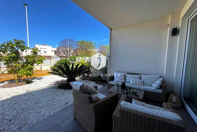 Aus zweiter Hand - Wohnung -
Torrevieja - Torreta Florida