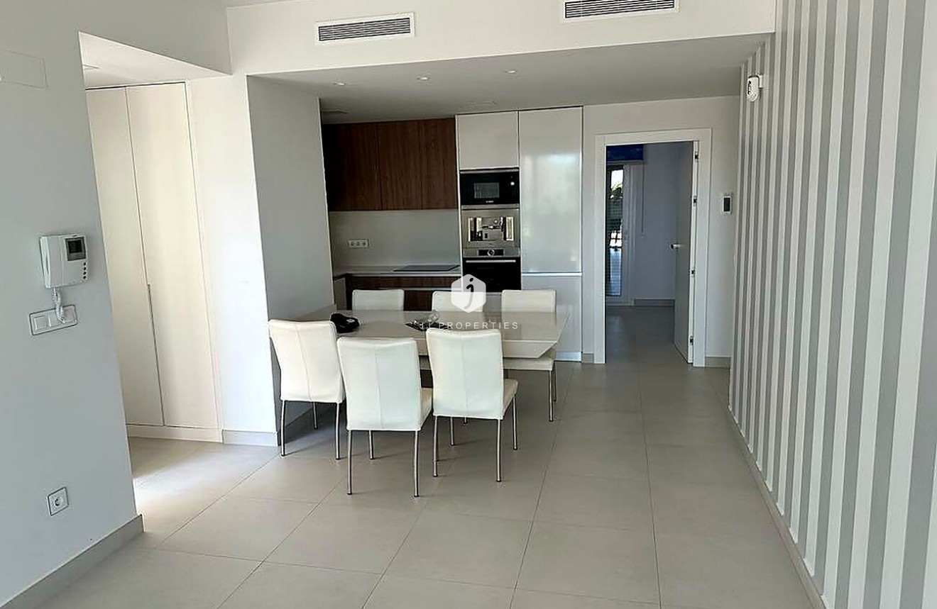 Aus zweiter Hand - Wohnung -
Torrevieja - Torreta Florida