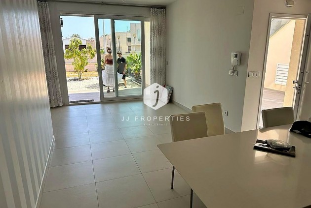 Aus zweiter Hand - Wohnung -
Torrevieja - Torreta Florida