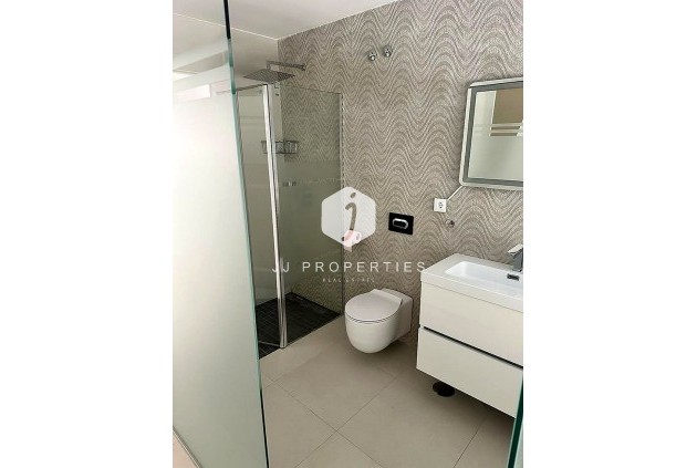 Aus zweiter Hand - Wohnung -
Torrevieja - Torreta Florida