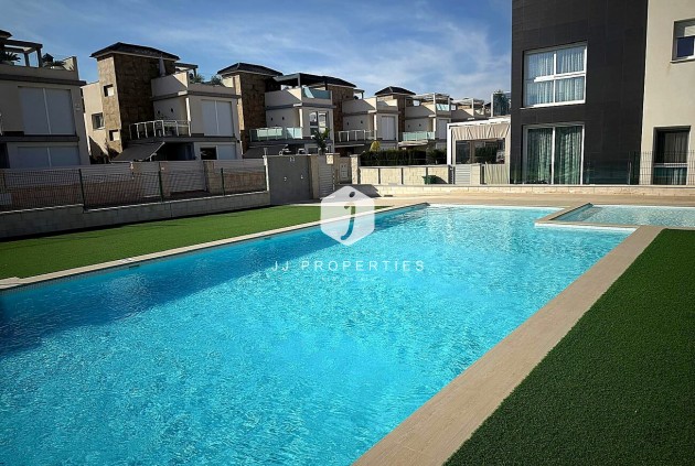 Aus zweiter Hand - Wohnung -
Torrevieja - Torreta Florida