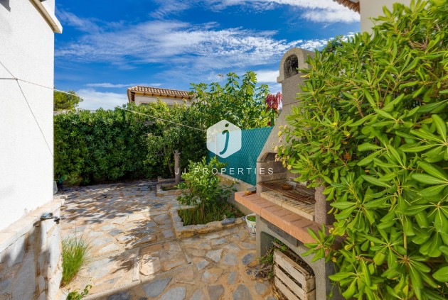 Resale - Bungalow -
Torrevieja - Los Balcones