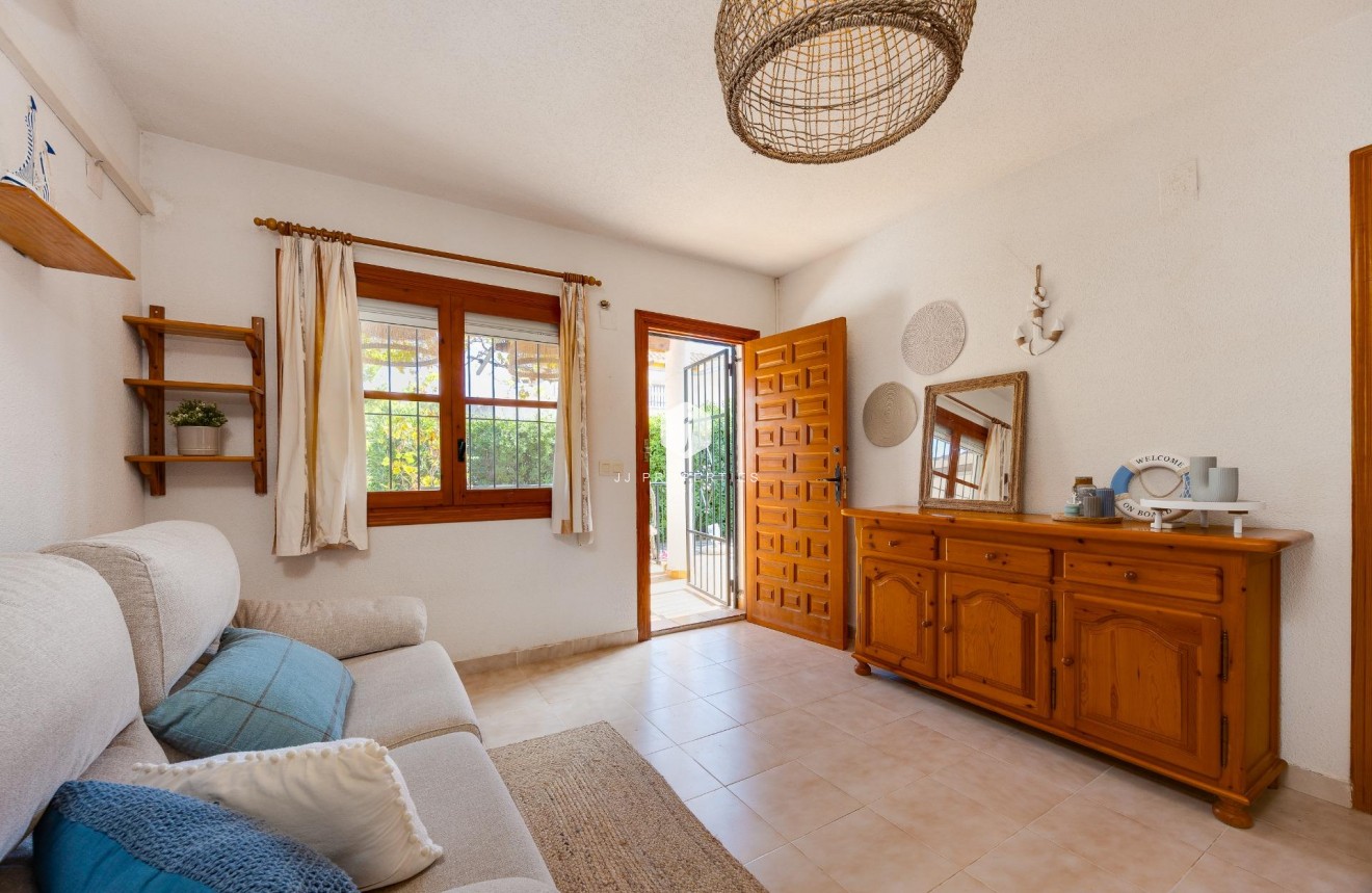 Resale - Bungalow -
Torrevieja - Los Balcones