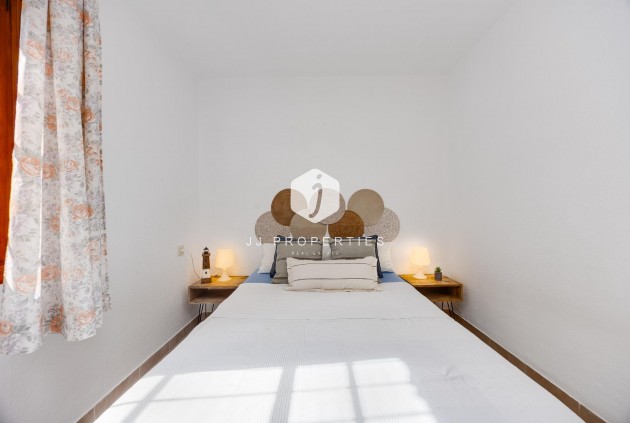 Resale - Bungalow -
Torrevieja - Los Balcones