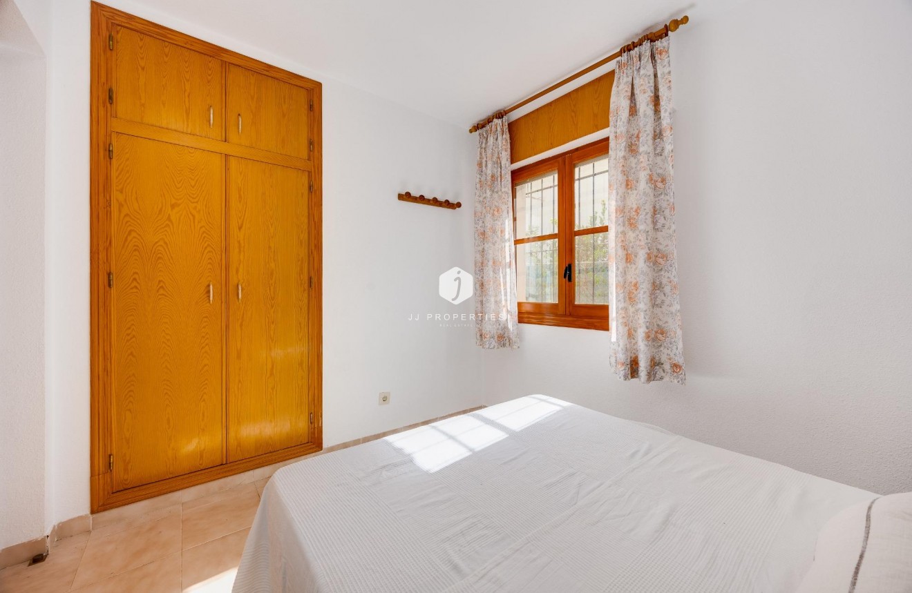 Resale - Bungalow -
Torrevieja - Los Balcones