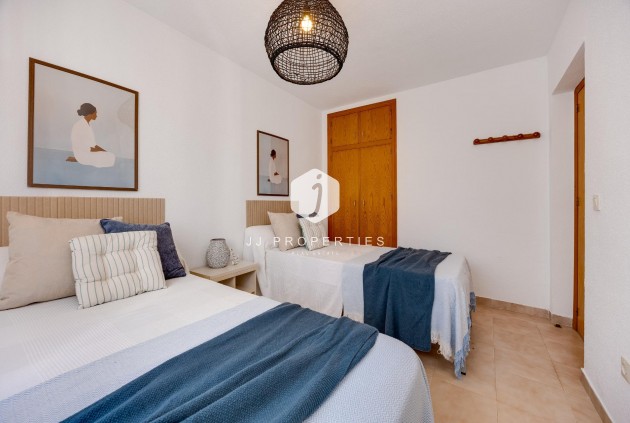 Resale - Bungalow -
Torrevieja - Los Balcones