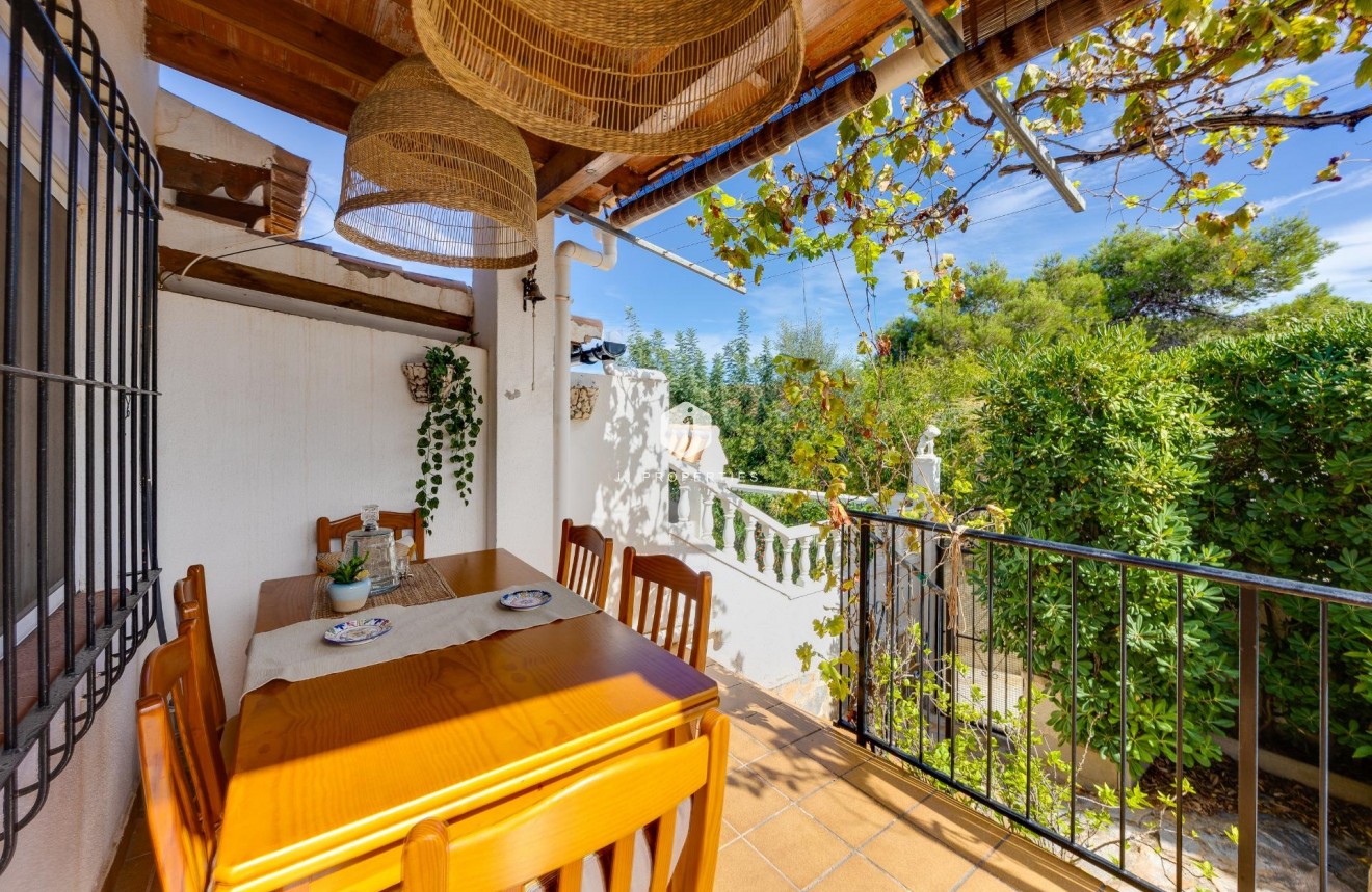 Resale - Bungalow -
Torrevieja - Los Balcones