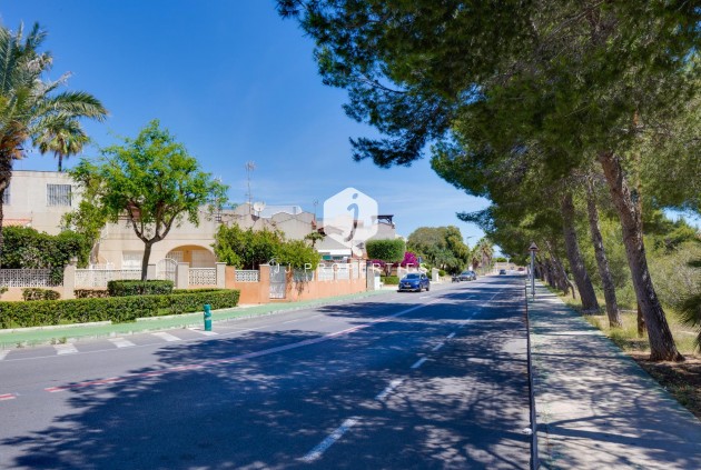 Resale - Bungalow -
Torrevieja - Los Balcones