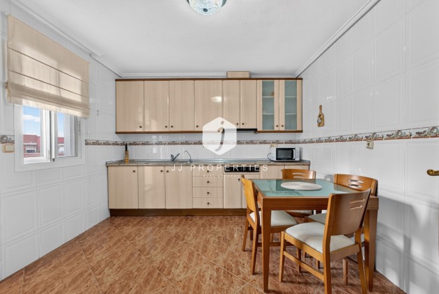 Resale - Apartment / flat -
Centro Torrevieja